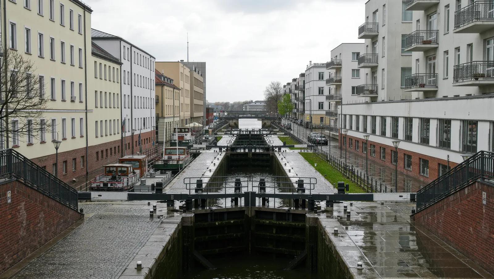 Symbolbild Kanalschleuse