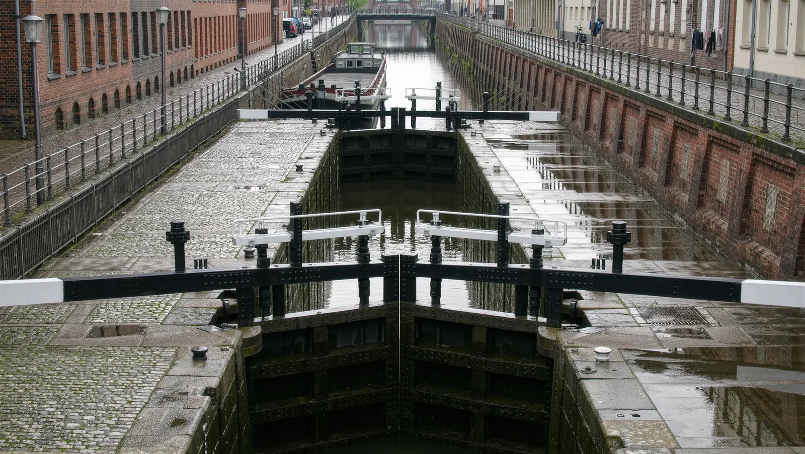Symbolbild Kanalschleuse